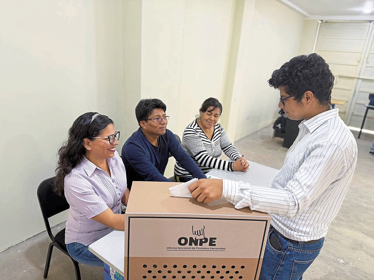Cada vez queda menos días para las elecciones Foto: ONPE Arequipa.