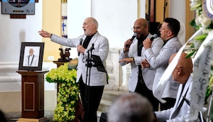 El Gran Combo despidió a Rafael Ithier con emotiva ceremonia en la Catedral San Juan Bautista | VIDEO