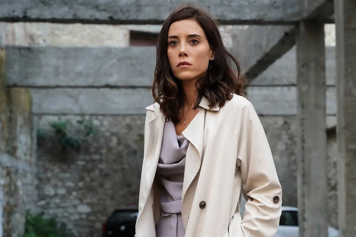Cansu Dere en una escena de "Infiel" (Foto: Medyapim)