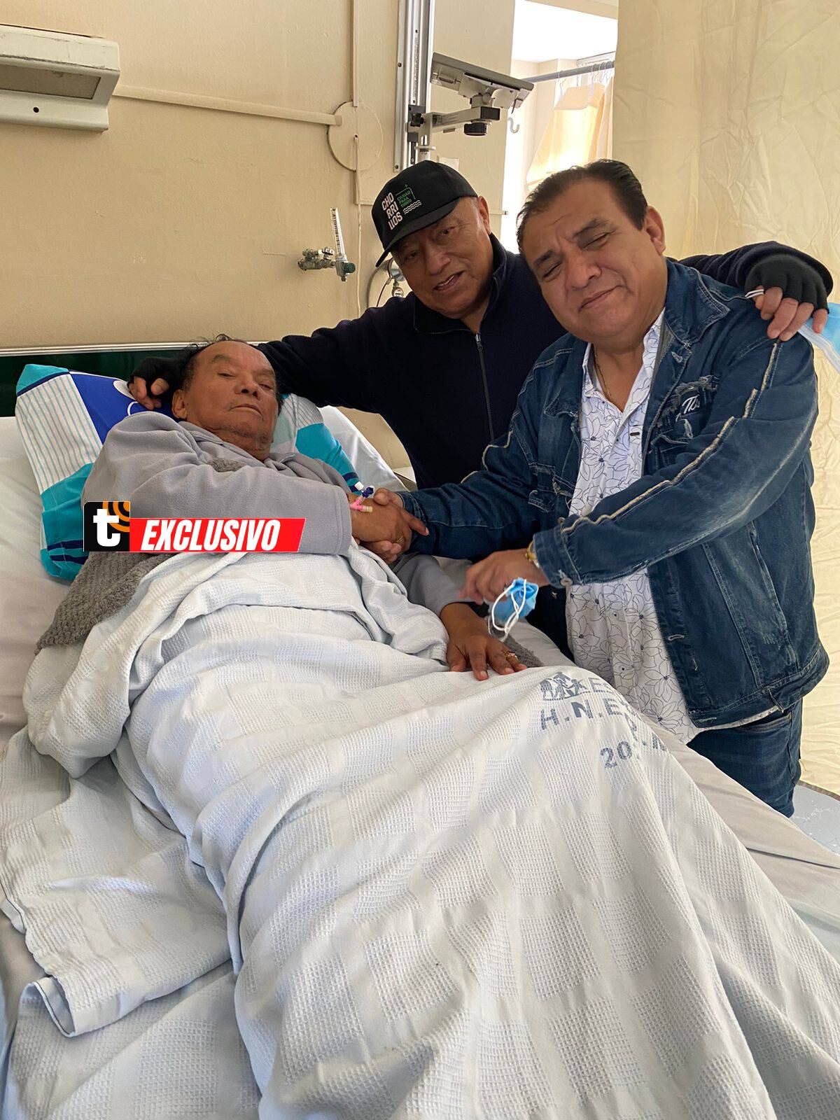 Pablo Villanueva recibió la visita de Manolo Rojas y 'El Ronco' Gamez.