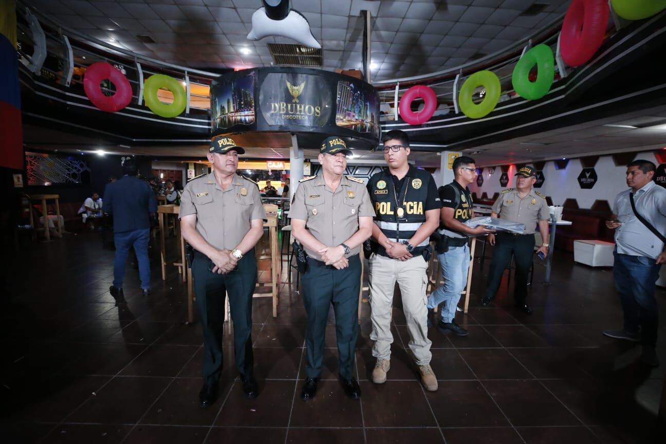 Rescatan a 40 menores de 12 y 17 años víctimas de explotación sexual que eran ofertadas por catálogo en WhatsApp. (GEC)