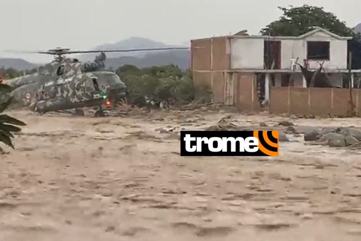 Helicóptero del Ejército del Perú en acción de rescate. (Radio Ke Buena de Virú)