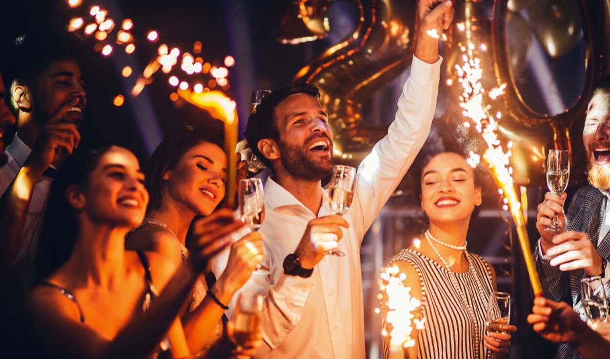 Los peruanos ya se preparan para las celebraciones del Año Nuevo 2023 (Foto: Shutterstock)
