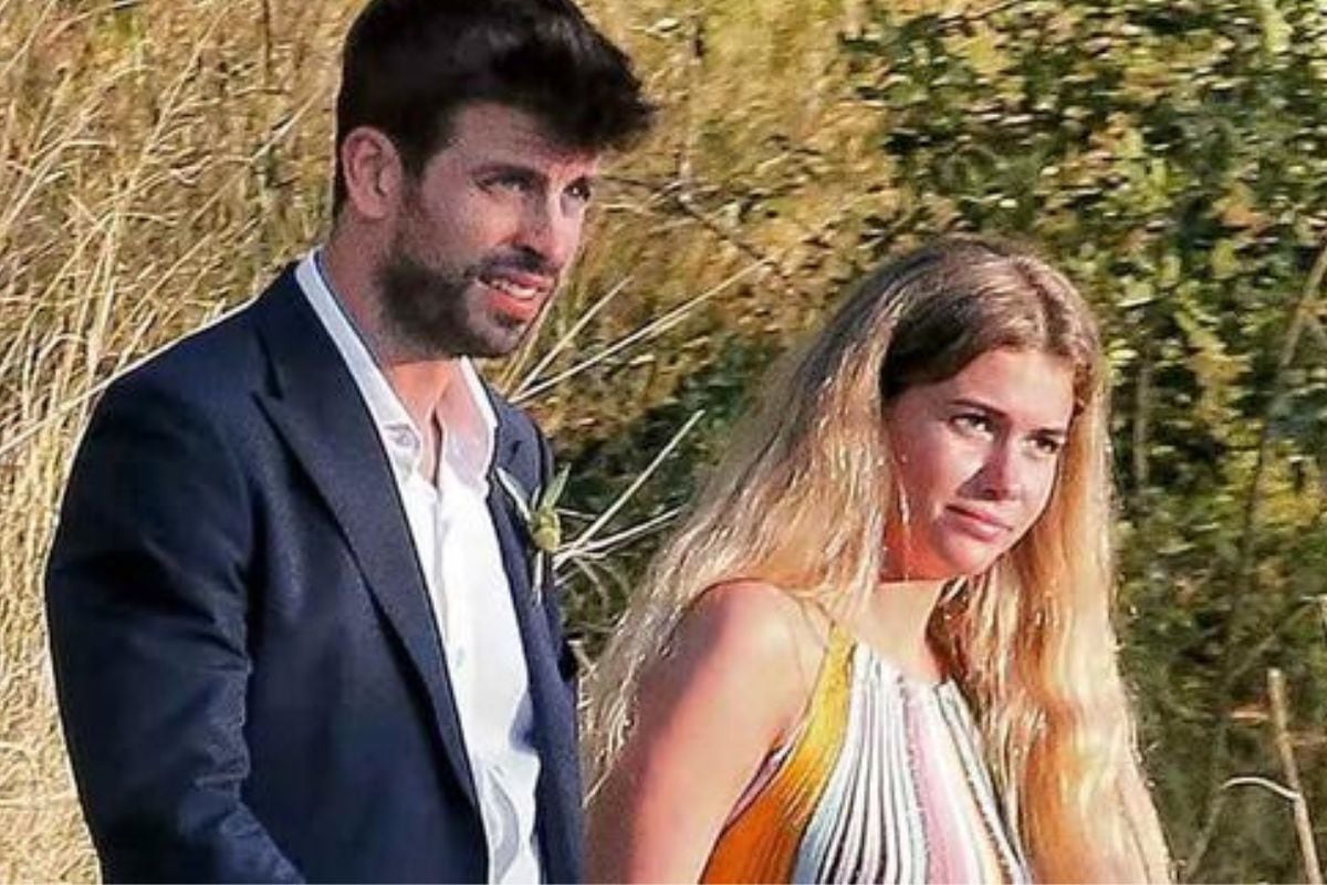 Gerard Piqué con Clara Chía Martí en su primera fotografía pública (Foto: Revista Hola)