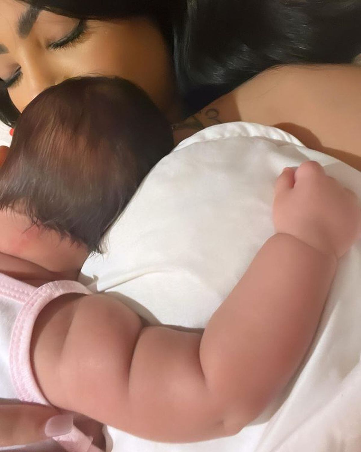 Junto a su nena, que tiene cuenta de Instagram (Foto: cattleya_guillermo / Instagram)