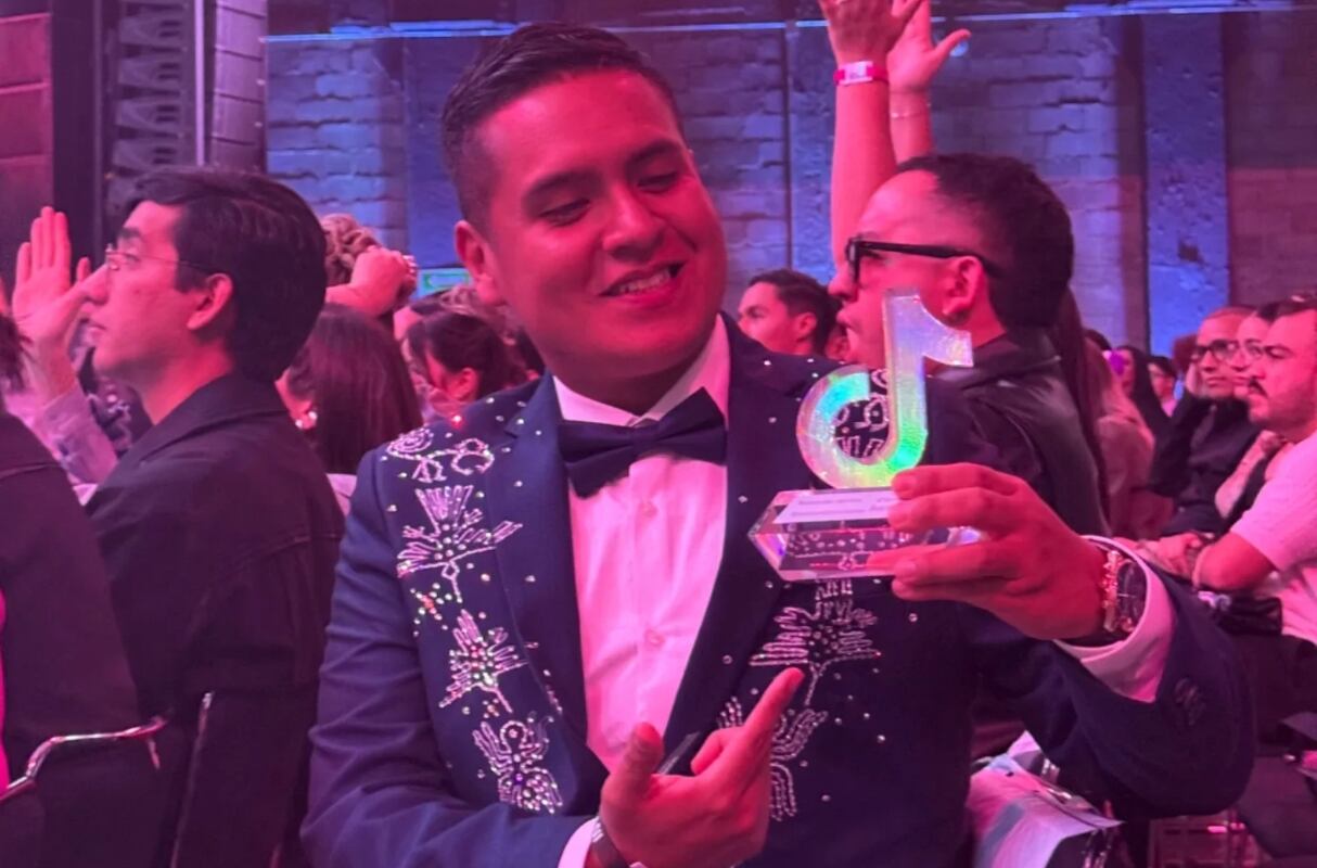 El chico de las noticias ganó el premio a ‘Revelación del Año’ en los TikTok Awards 2025. (Foto: Instagram)