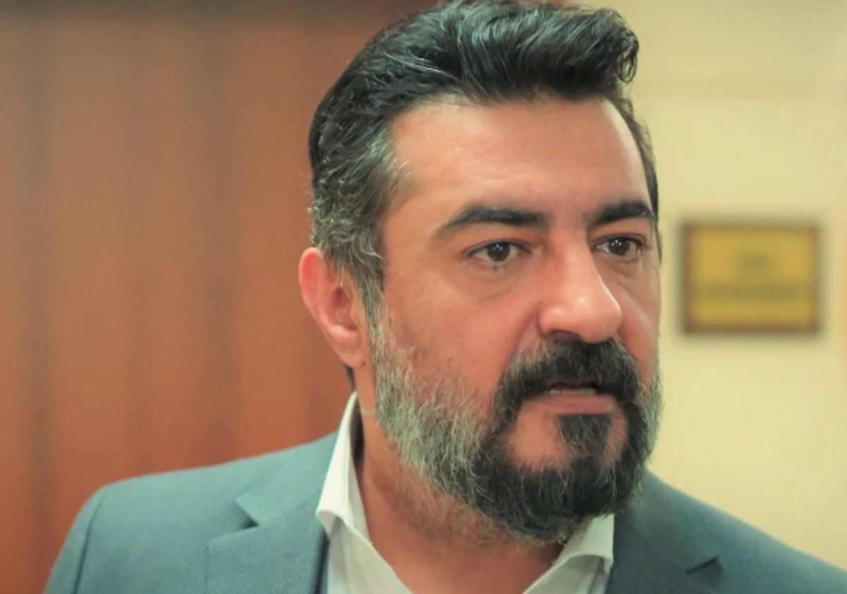 Akif Atakul chantajeó a Nebahat y ganó el apoyo de Kaan (Foto: NG Medya)