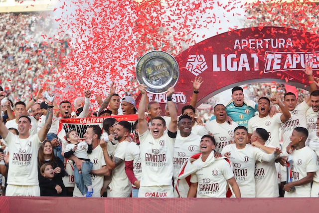 Celebración de Universitario como ganador del Torneo Apertura (Fotos: Jesús Saucedo)