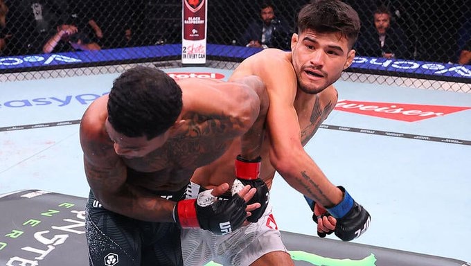 Pegajoso Díaz le da una nueva victoria a Perú en el UFC. (UFC)