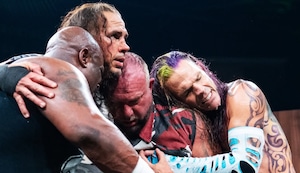 Emotivo: Legendarios Duddle Boyz se despidieron de la lucha libre | VIDEO