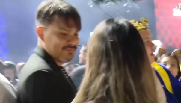 No es la primera vez que Luis Fernando Rodríguez y Pamela López son captados, aquí ambos están juntos en una fiesta de Halloween.