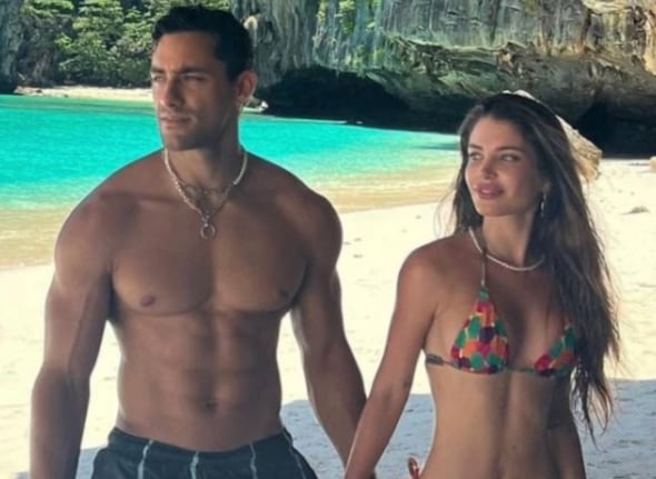 Foto de Flavia Laos y Austin Palao cuando eran pareja y viajaban.