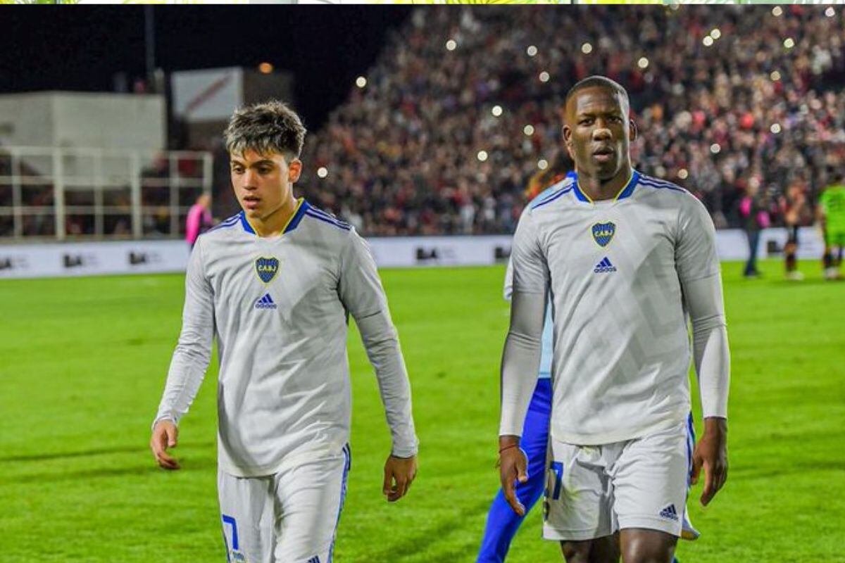Advincula y Zeballos serían jugadores ya transferibles en Boca Juniros (Foto: Clarín)