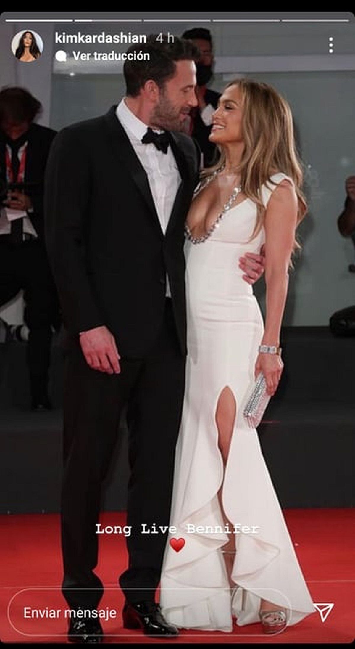 Kim Kardashian no fue ajena al nuevo debut de 'Bennifer' en una alfombra roja. (Foto: @kimkardashian / Instagram)