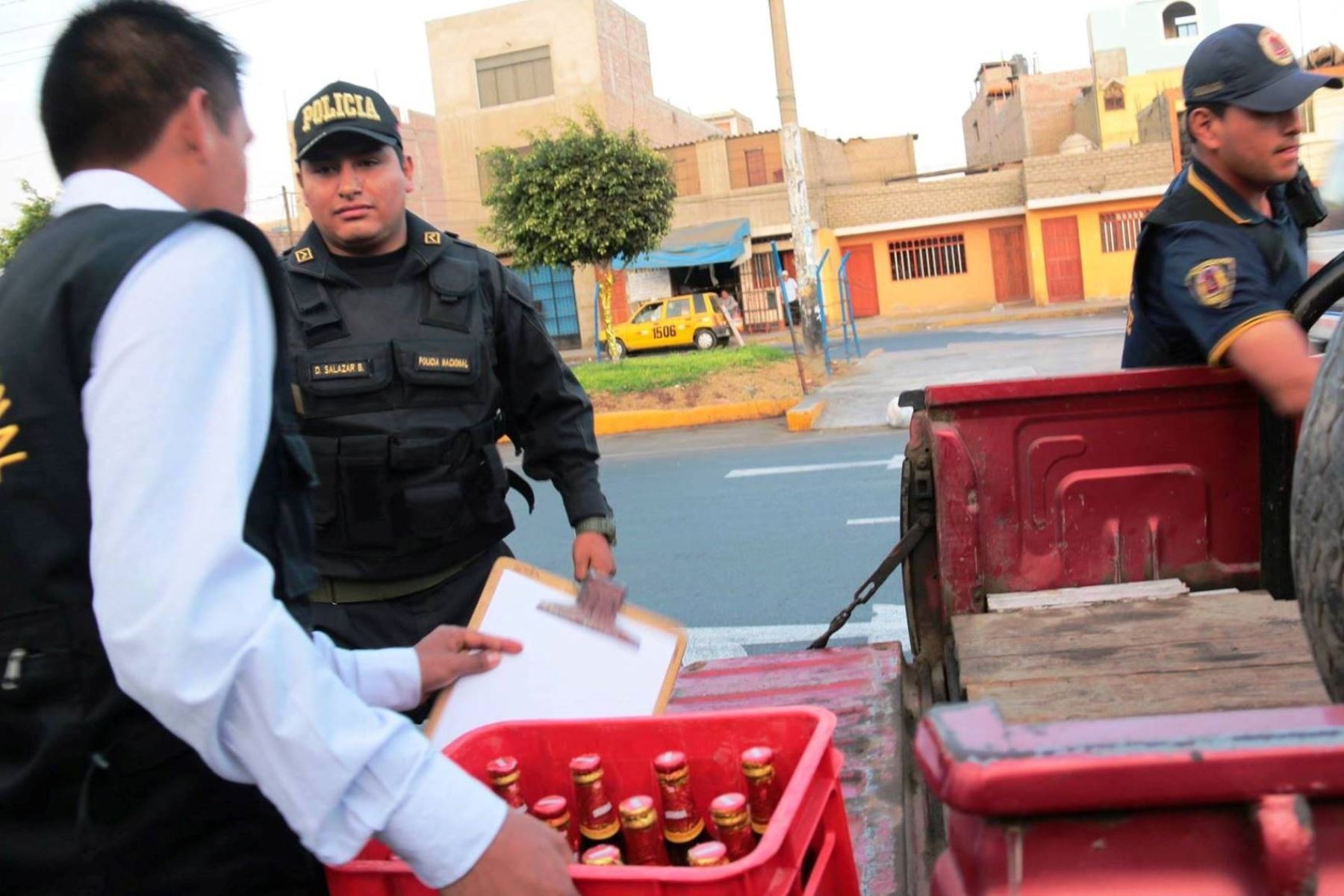 Se encuentra prohibida la venta de bebidas alcohólicas durante la Ley seca. Foto: ANDINA/Difusión.