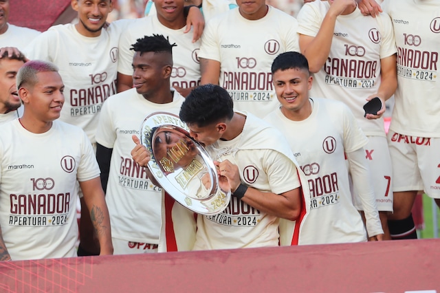 Celebración de Universitario como ganador del Torneo Apertura (Fotos: Jesús Saucedo)
