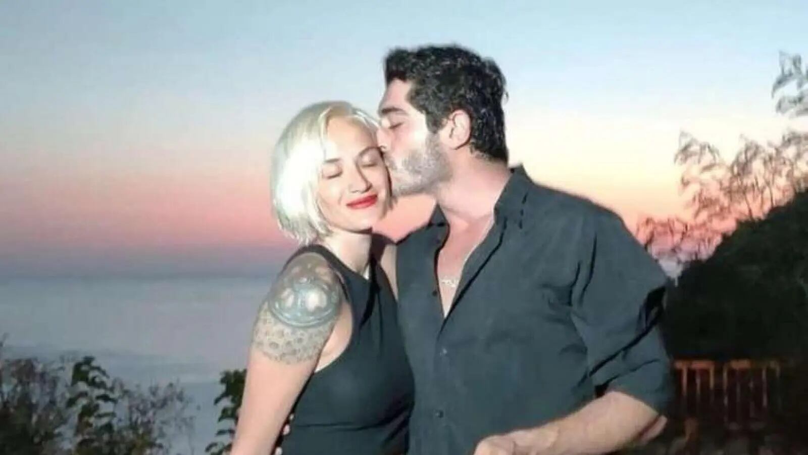 El actor turco Burak Deniz y la modelo Didem Soydan han retomado su relación tras seis meses de su ruptura (Foto: TV100)