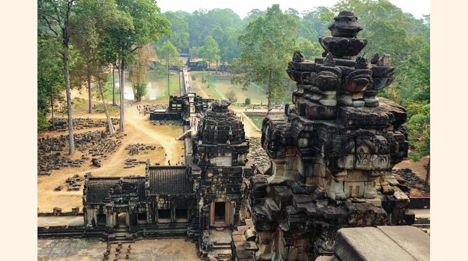 Perderse por sus impresionantes complejos de templos hindúes y budistas, es algo que hay que hacer al menos una vez en la vida. (Foto: Archivo)