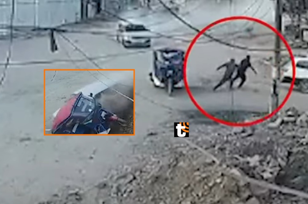 Dos hombres corren y logran salvar su vida frente a camioneta fuera de control en Jicamarca.
