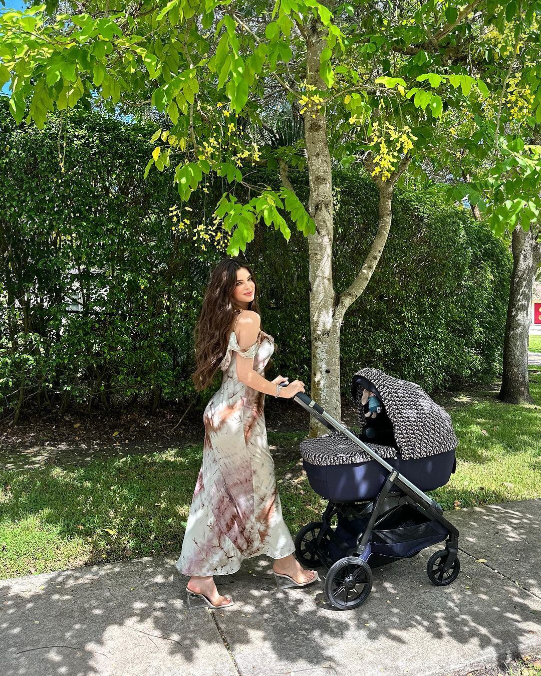 Nadia Ferreira luce radiante a solo un mes y medio de haber dado a luz a su hijo con Marc Anthony (Foto: Nadia Ferreira / Instagram)