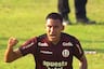 Alex Valera anota el 1-1 para Universitario con espectacular cabezazo