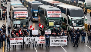 Transporte interprovincial amenaza con paro tras ataques a buses de Cruz del Norte y Cruz del Sur
