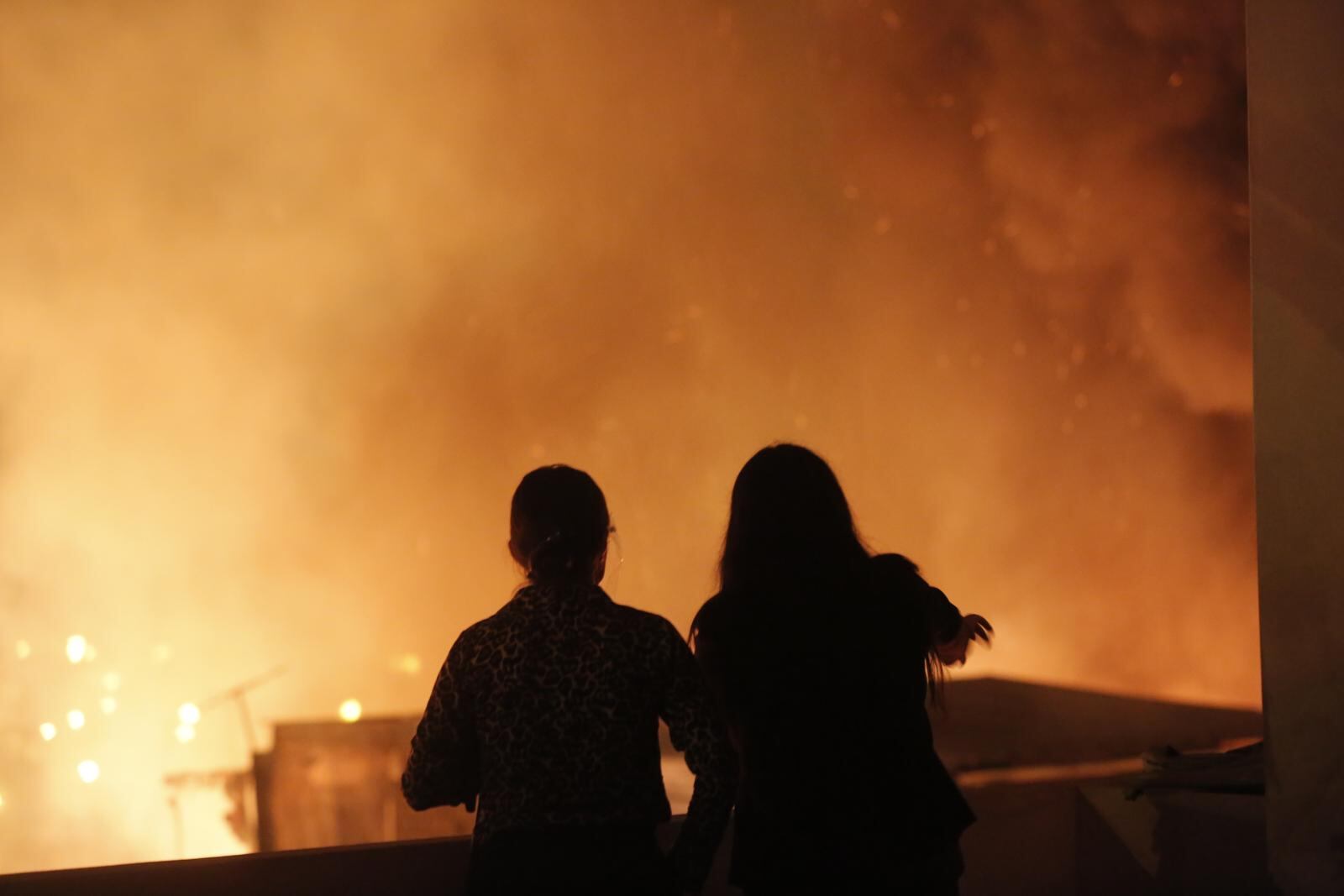 Incendio ocurrió en Parque Industrial de Villa El Salvador. | Foto: César Grados