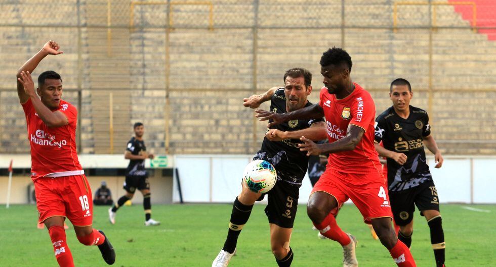 Cusco FC terminó con dos hombres más que Sport Huancayo, pero igual perdió el partido (Foto: Liga 1)