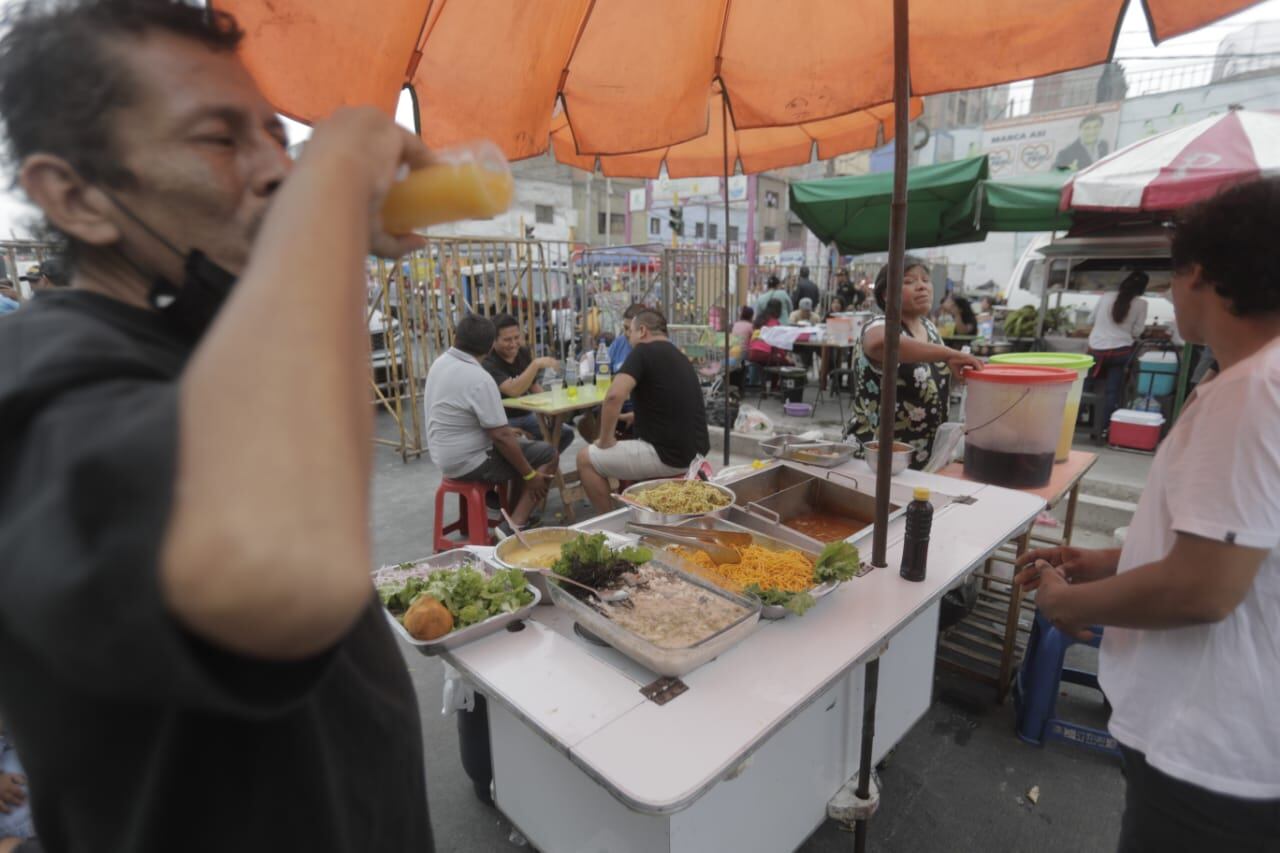 La buena comida estuvo a la orden del público. (Foto: César Campos/GEC)