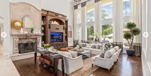 Asi es la lujosa mansión de Pepe Aguilar (Foto: Nelssie Carrillo/Instagram)