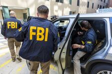 La Policía y el FBI contra los criminales