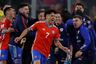 ¡CADENA DE ERRORES! Chile consiguió 2-0 tras esta increíble falla defensiva