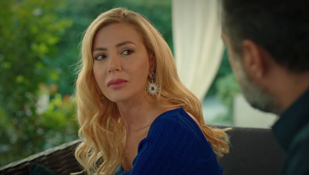 Simge Selçuk como Nebahat Atakul en la telenovela "Hermanos" (Foto: NG Medya)