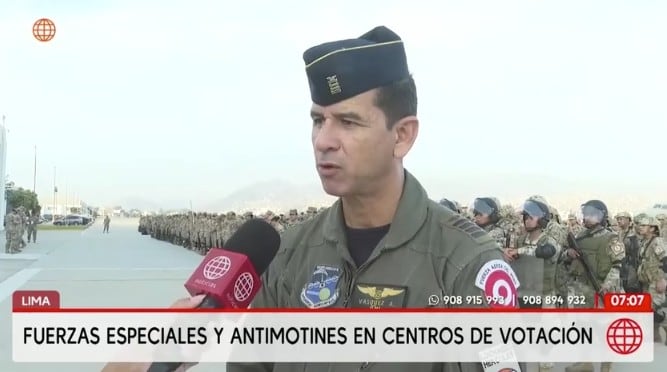 Coronel de la FAP, Juan Carlos Vásquez.