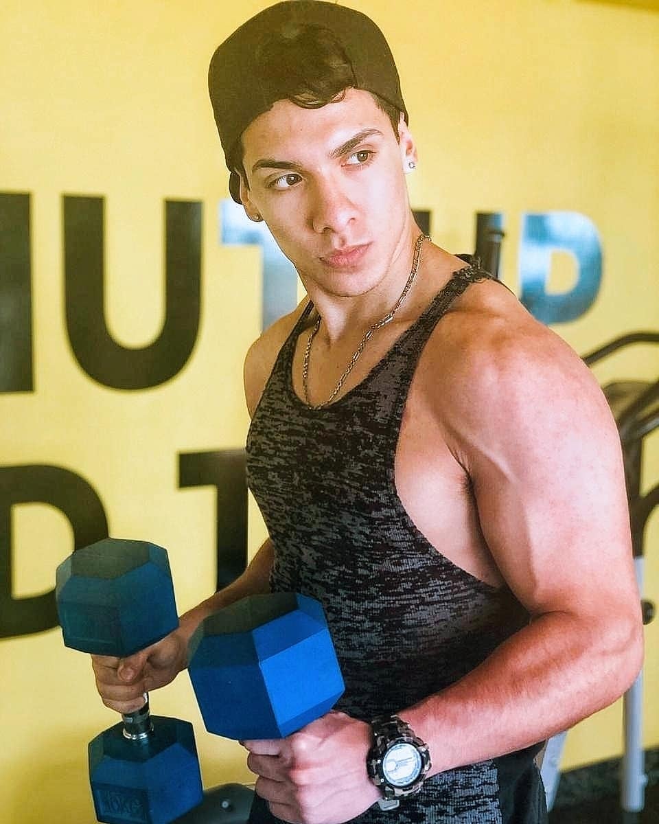 Francesco Méndez en el gimnasio. (Foto: @franchesmp).