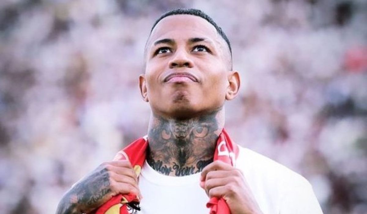 Andy Polo seguirá en el club crema esta temporada.