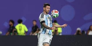 Lionel Messi comandará el ataque de Argentina ante España. (Photo by Odd ANDERSEN / AFP)