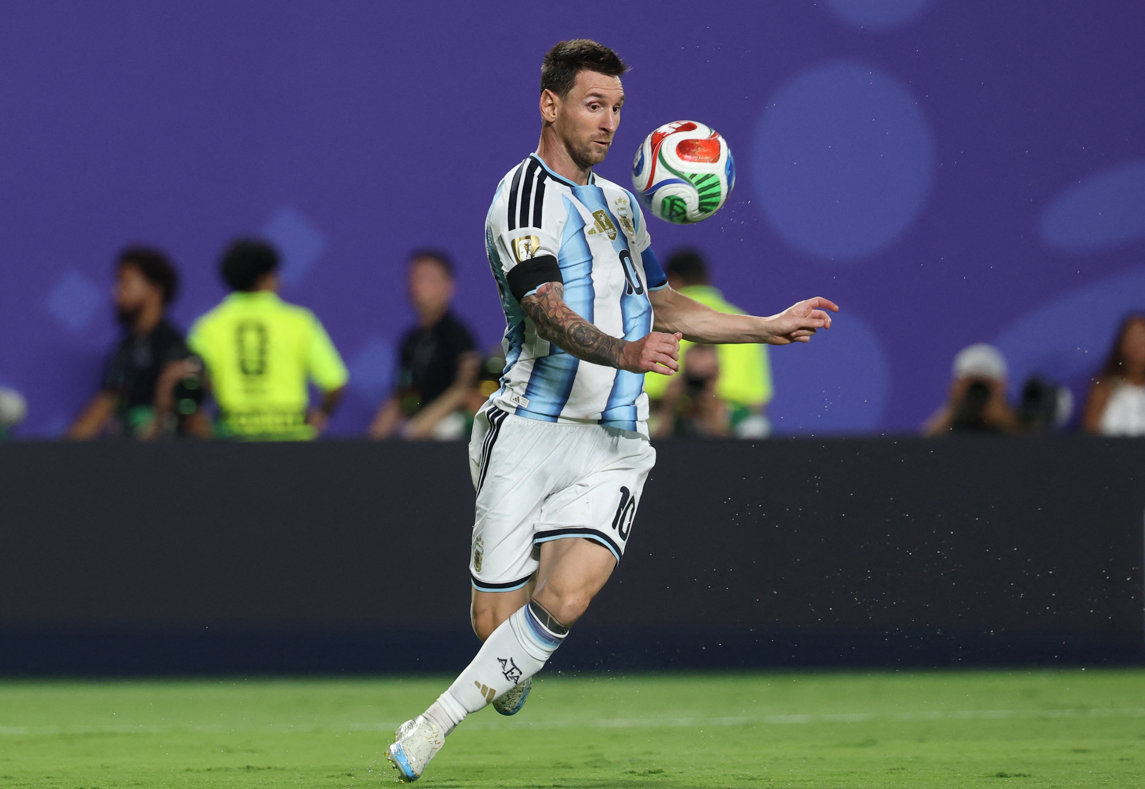 Lionel Messi comandará el ataque de Argentina ante España. (Photo by Odd ANDERSEN / AFP)