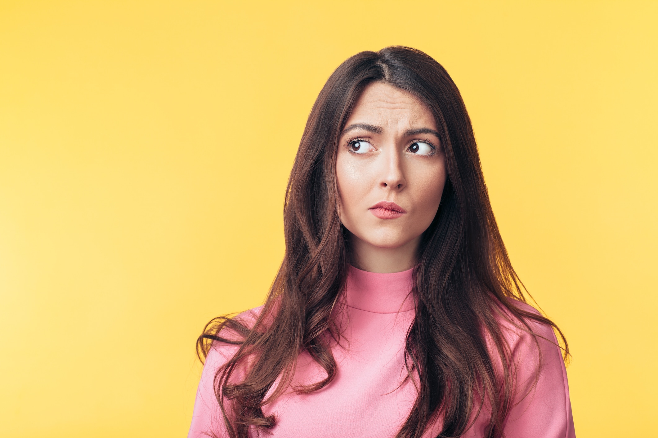 Ambas palabras son formas en pasado del verbo ser (y 'fue' también del verbo ir), pero se usan en contextos diferentes. Foto: Istock