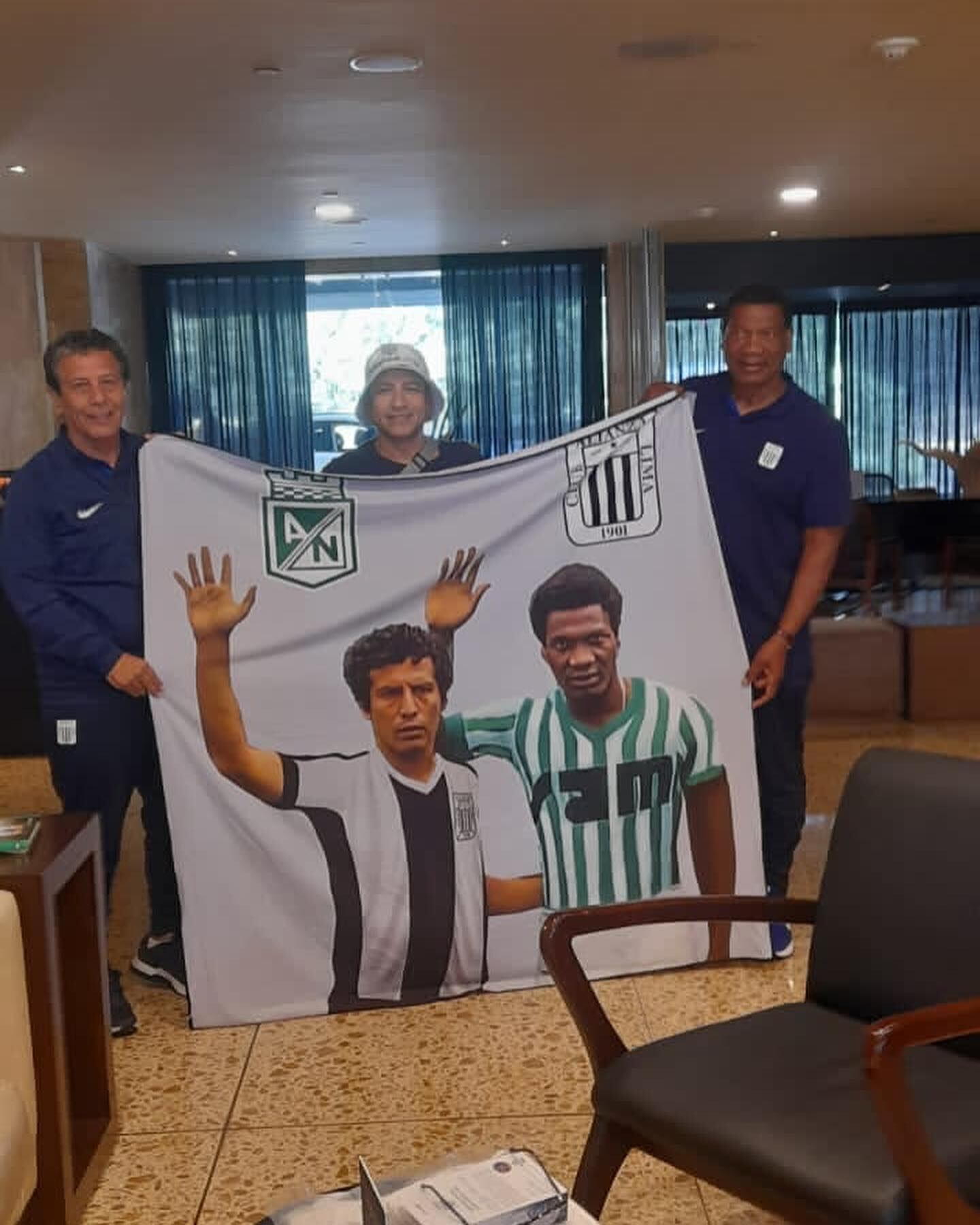 El 'Poeta de la Zurda' y el 'Tanque' son muy queridos en Colombia.