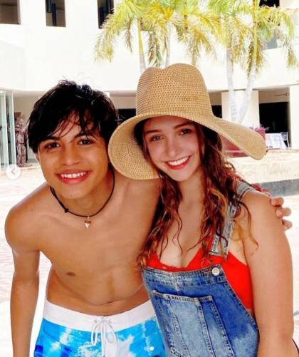 Nina Rubín y Alessio Valentini comparten roles en la telenovela "Te acuerdas de mí" (Foto: Instagram)