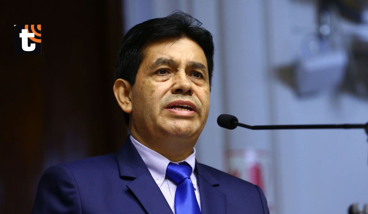 Fiscal interino disuelve equipos especiales que investigaban casos de corrupción de alto perfil en Perú