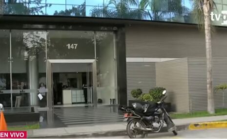 Siete personas heridas por caída de ascensor en moderno edificio en Surco | VIDEO