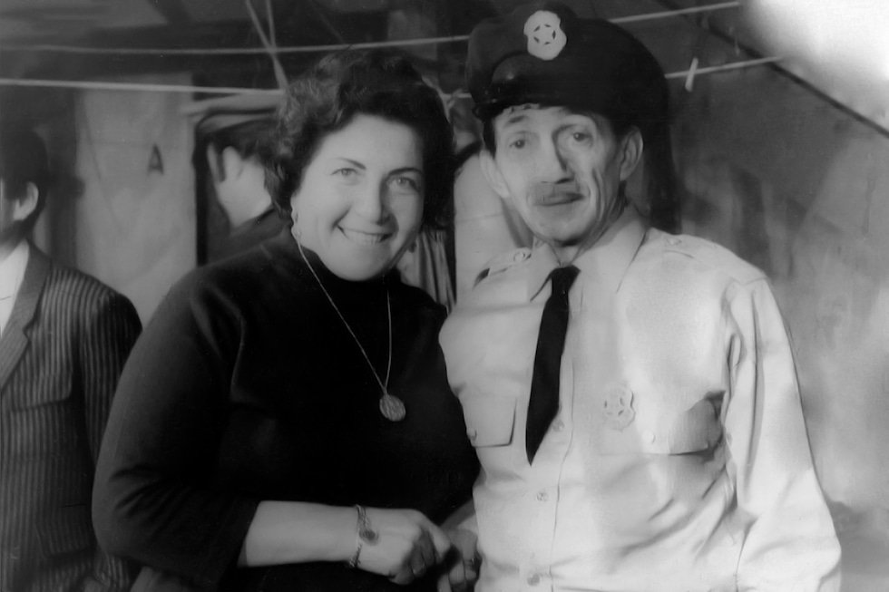 Finalmente, los actores originales de la serie nunca volvieron a reunirse. El desaparecido actor cubano que vivió y vivirá eternamente en el blanco y negro, dejó para la posteridad una de las series más hilarantes y jocosas en la historia de la pantalla chica, y ahora mismo podría disputarle el horario estelar a cualquier programa cómico de la actualidad.