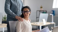 Acoso sexual en el trabajo: estas son las señales que no debes ignorar