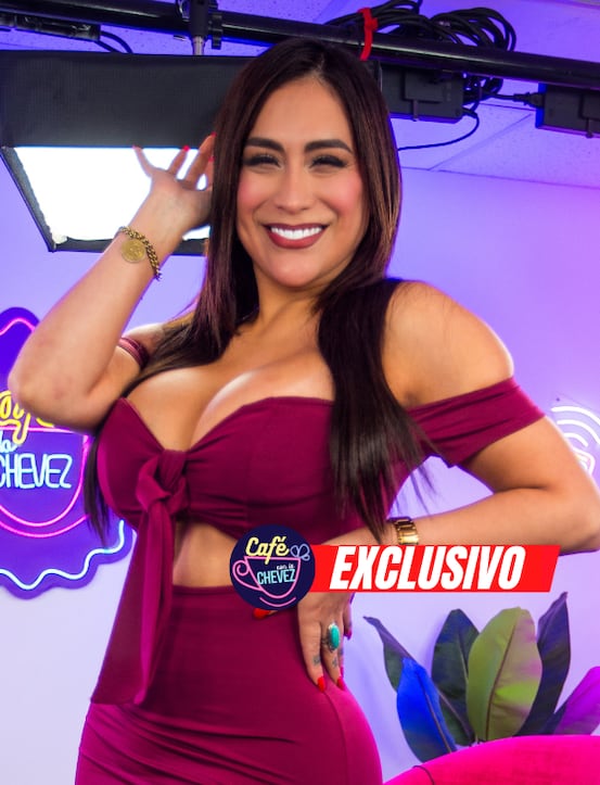 Fátima Segovia en el Café con la Chevez