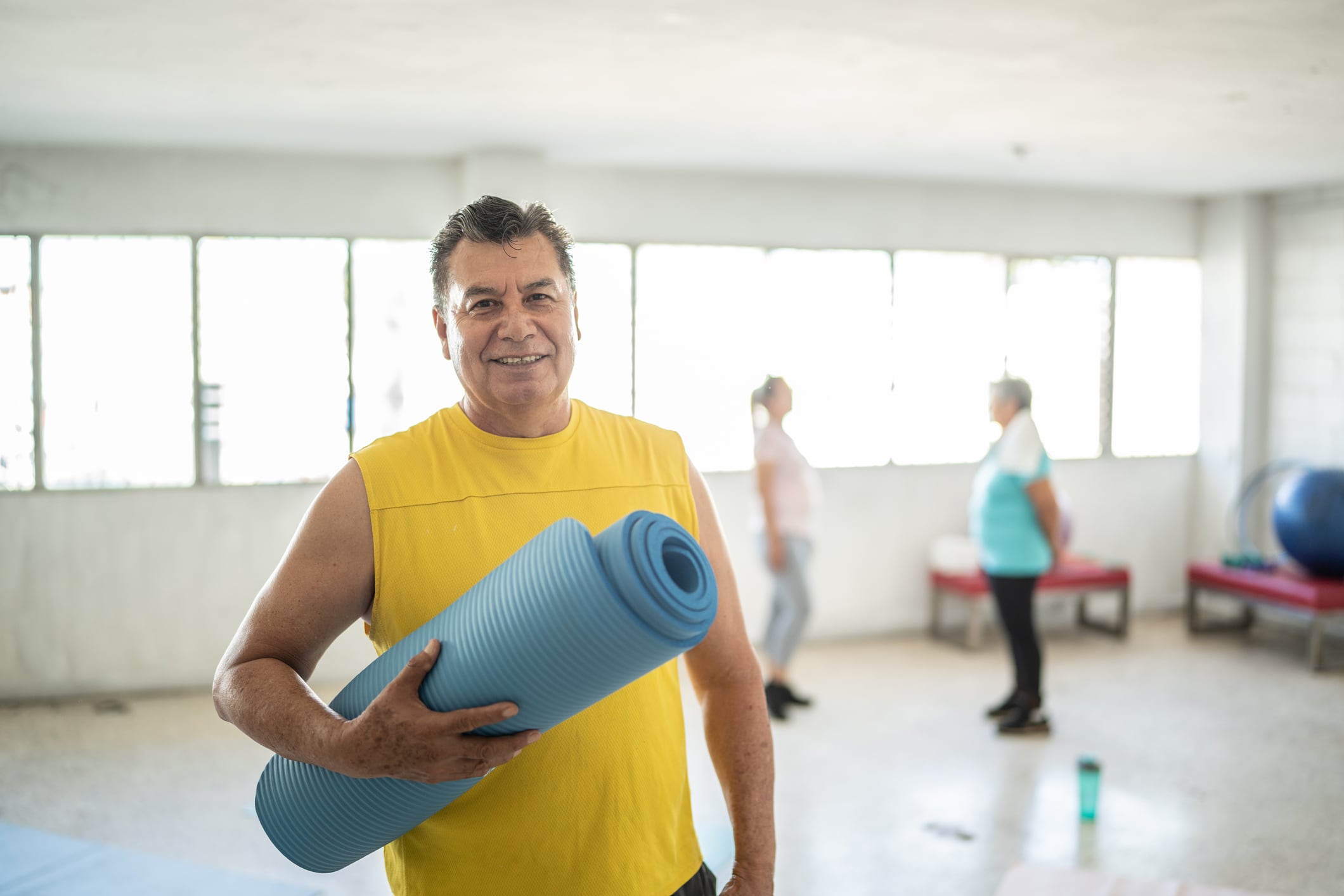 El ejercicio regular en adultos mejora drásticamente la calidad de vida al fortalecer el corazón, músculos y huesos. Foto: Istock