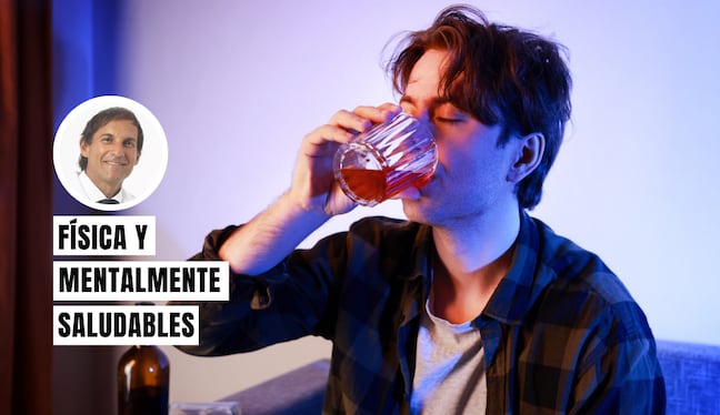 Evitar ingredientes como la cafeína, el alcohol, los azúcares refinados y los ultraprocesados ayuda a estabilizar el estado de ánimo y a evitar los picos de ansiedad. Foto: composición/Istock