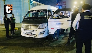 ¡Terror en la avenida Colonial! Asesinan a balazos a conductora de combi mientras llevaba pasajeros
