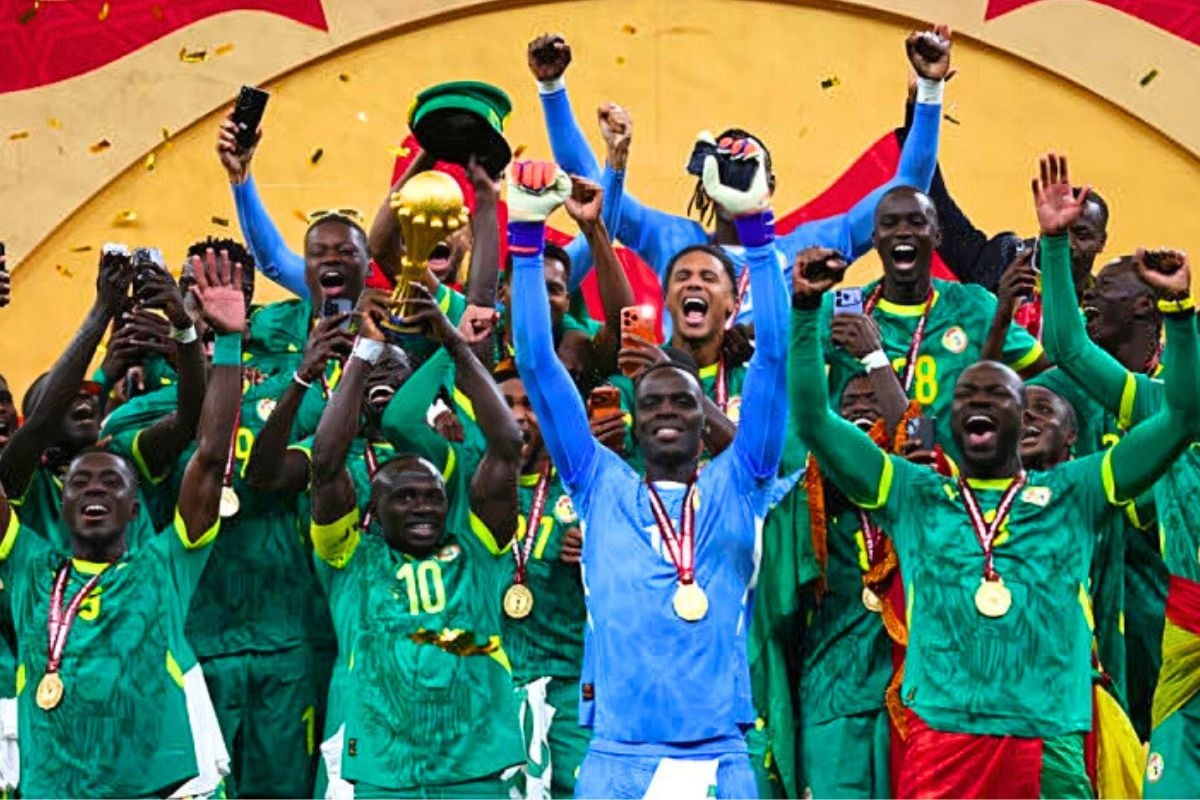 Sadio Mané y compañía tendrán que devolver trofeo y premios (Foto: Getty Images)
